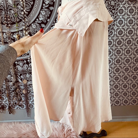 FAITH CONNEXION 🆕 Midi Skirt Pink Quartz Silk M lightweight asymmetric cutout - Picture 8 of 8